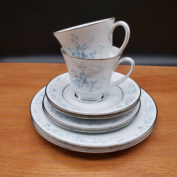 Noritake Carolyn 2693 Fine China Set for 2 – Luncheon, Bread, Cup & Saucer - Picture 2 of 15